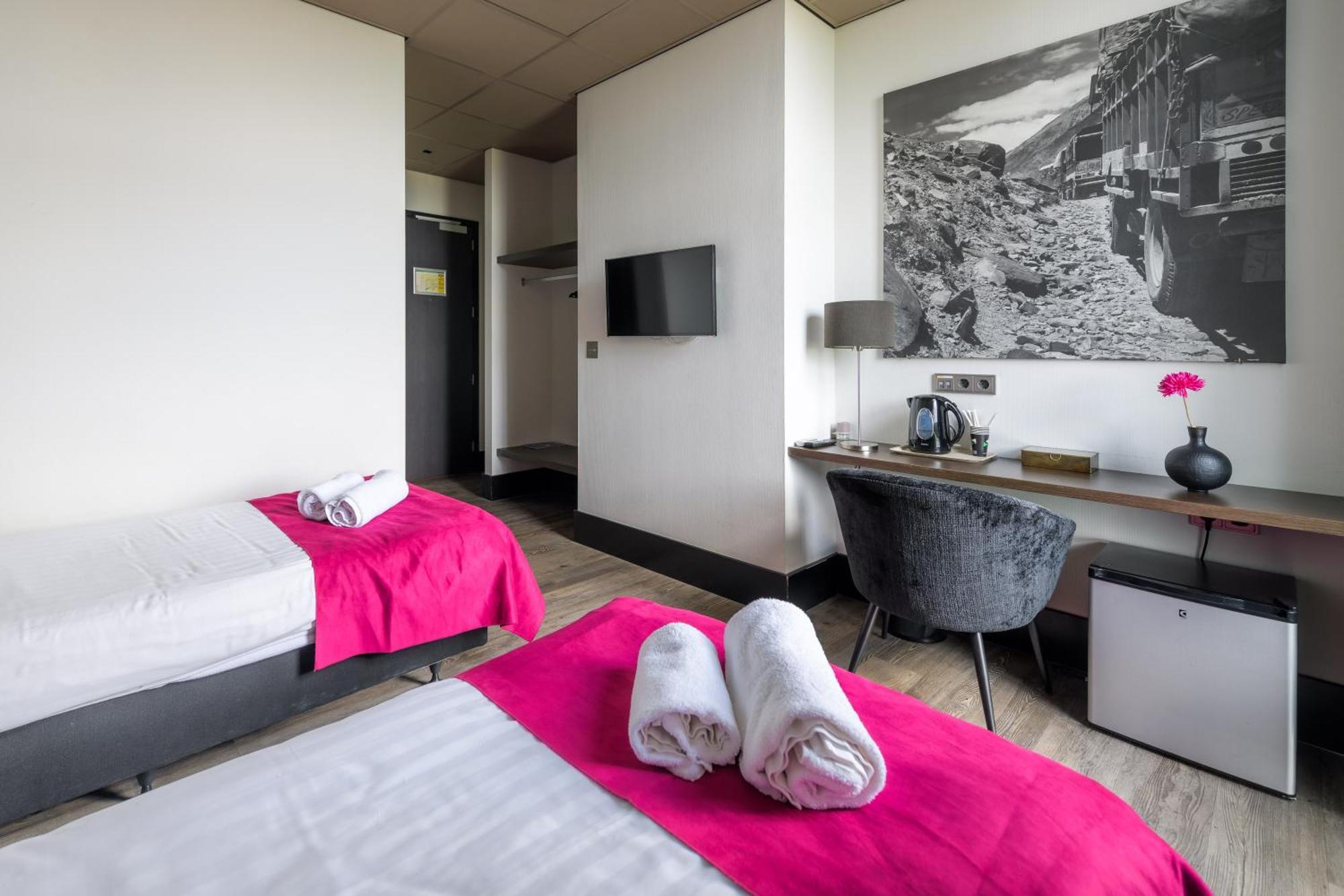 Bas World Hotel Вегел Экстерьер фото